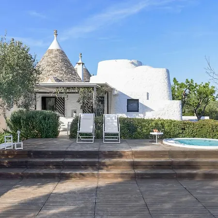 Cocotrullo With Infinity Pool Ostuni